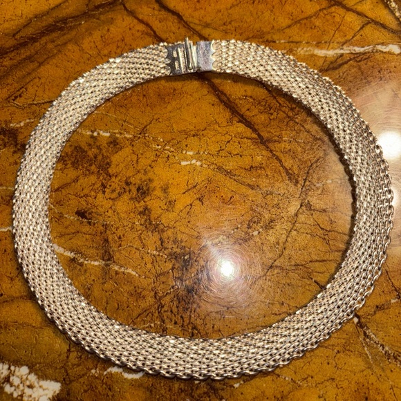 Tiffany & Co. Elegant 925 Sterling Silver Mesh Necklace - Picture 3 of 7